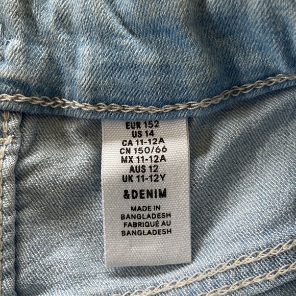 Short - Picture 4 of 4